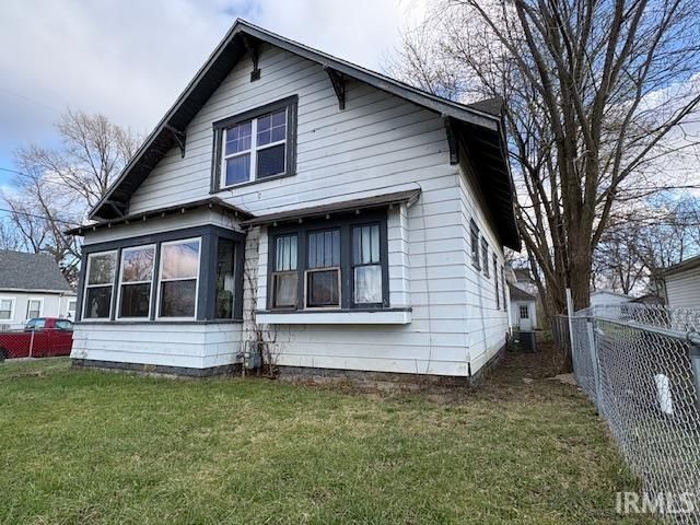 1505 S Vine Street, Muncie, IN 47302