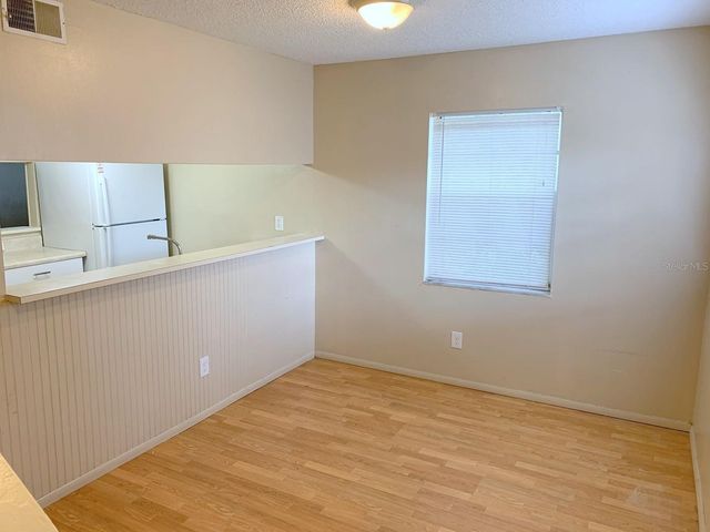 7148 WATERSIDE DRIVE 31, Tampa, FL 33617