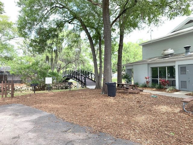 7148 WATERSIDE DRIVE 31, Tampa, FL 33617