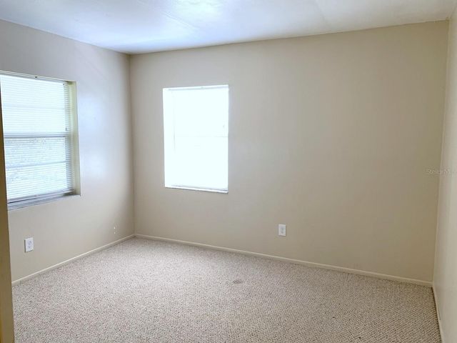 7148 WATERSIDE DRIVE 31, Tampa, FL 33617