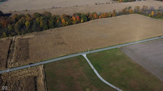 5850 S 400 W, New Palestine, IN 46163
