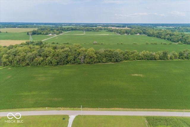 5850 S 400 W, New Palestine, IN 46163