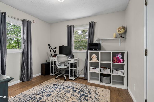 1310 East 8th Avenue, Johnson City, TN 37601