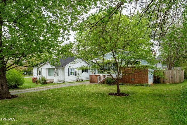 1310 East 8th Avenue, Johnson City, TN 37601