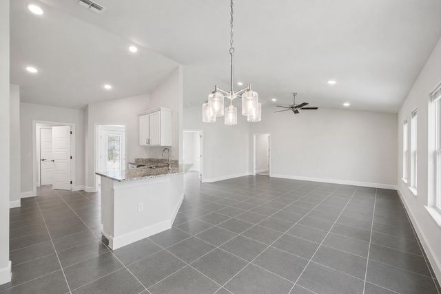 405 NE Airoso Boulevard, Port St. Lucie, FL 34983