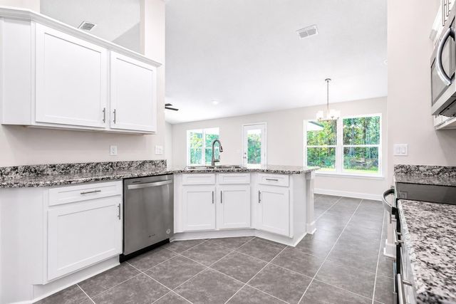 405 NE Airoso Boulevard, Port St. Lucie, FL 34983