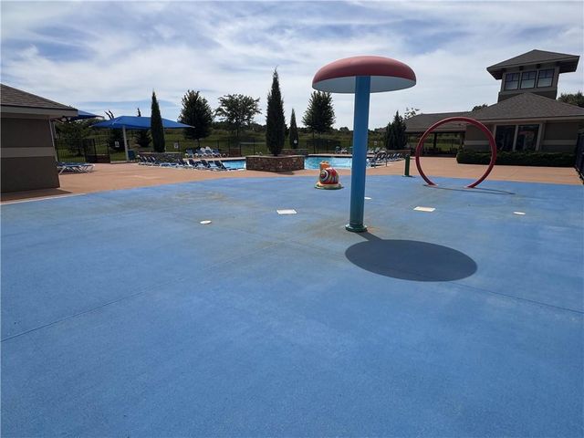 20763 W 188th Street, Spring Hill, KS 66083