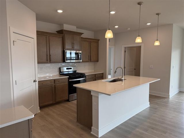 20763 W 188th Street, Spring Hill, KS 66083