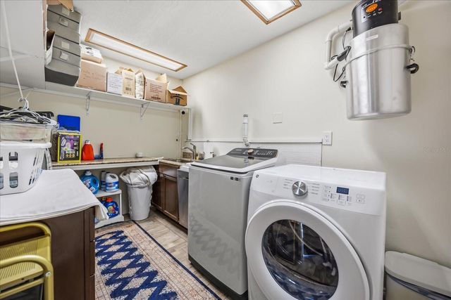 1856 ALAQUA DRIVE, Longwood, FL 32779