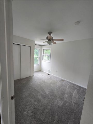 5280 Vermont Drive, Bethlehem Twp, PA 18045