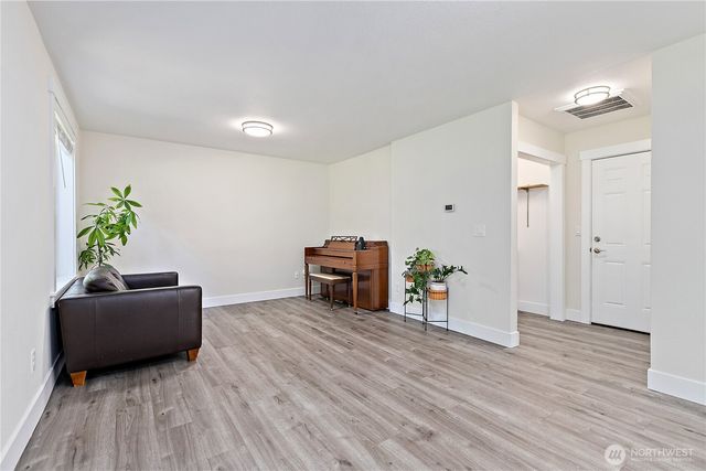 5102 39th Avenue SE, Lacey, WA 98503