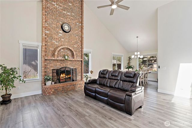 5102 39th Avenue SE, Lacey, WA 98503