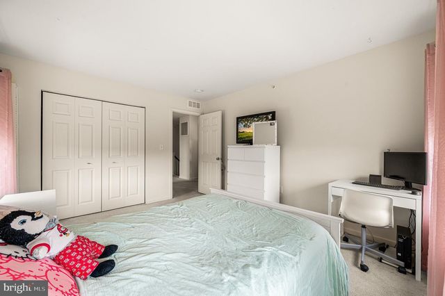 2100 ATWOOD TER, Pennsburg, PA 18073
