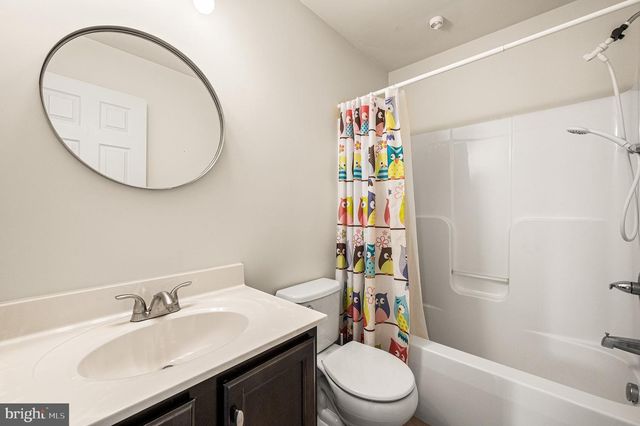 2100 ATWOOD TER, Pennsburg, PA 18073