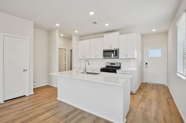 18709 Timber Glen Drive, Montgomery, TX 77316