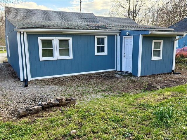 324 W South Avenue, Independence, MO 64050