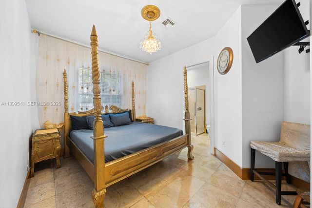 1250 Wiley St, Hollywood, FL 33019