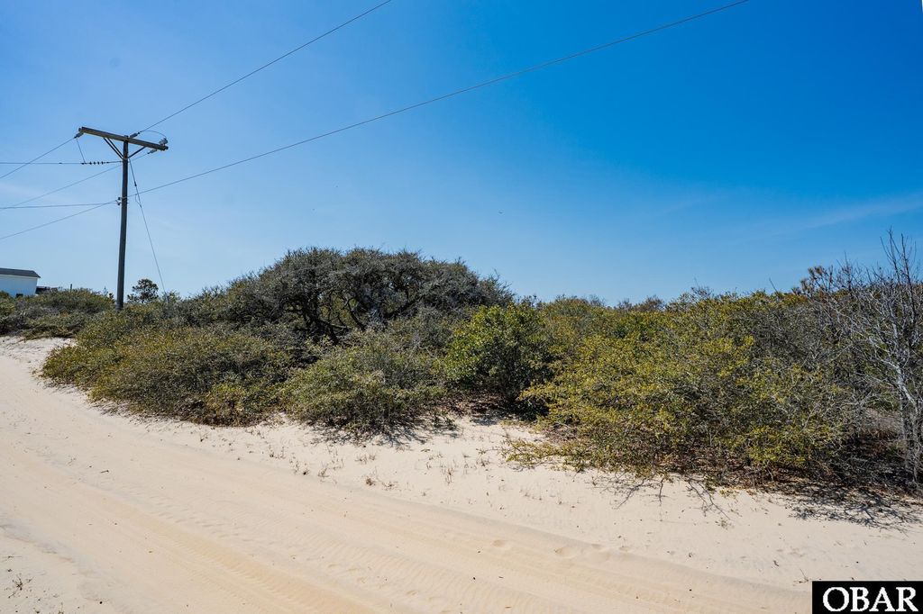 Image 6 of property listing at 1602 Ocean Pearl Road lot 11, Corolla, NC 27927