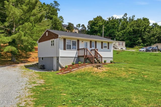 223 Cedar Creek Road, Gray, TN 37615