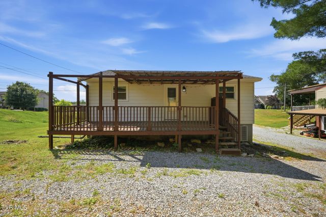 223 Cedar Creek Road, Gray, TN 37615