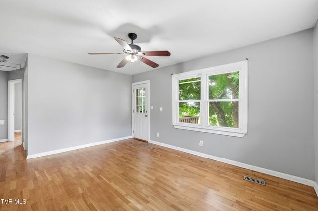 223 Cedar Creek Road, Gray, TN 37615