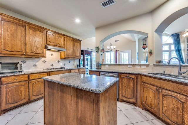 314 Trakehner Trail, Celina, TX 75009