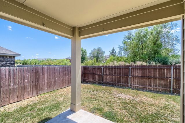 1309 Fantail Lane, Ennis, TX 75119