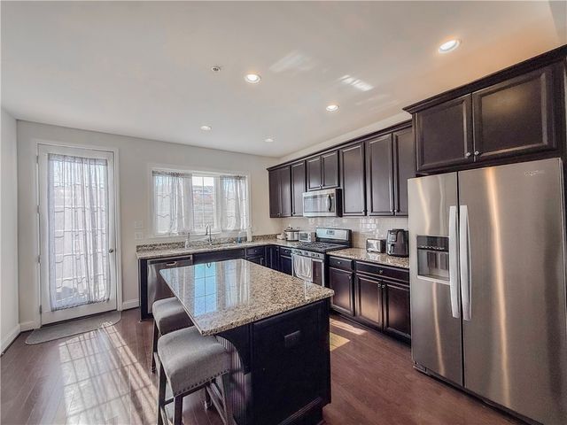 1149 Sray, South Fayette, PA 15017