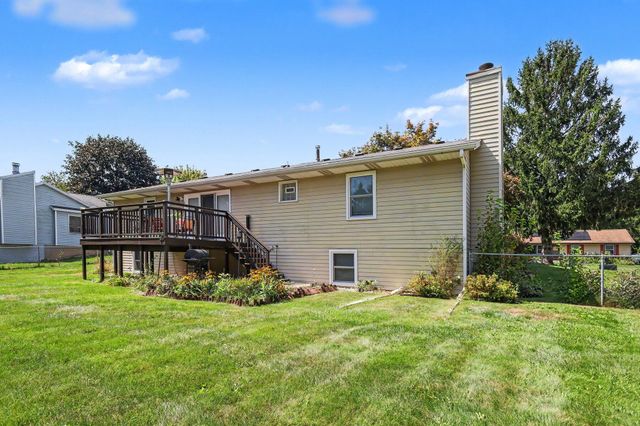 5866 Penny Farm Drive SE, Kentwood, MI 49508