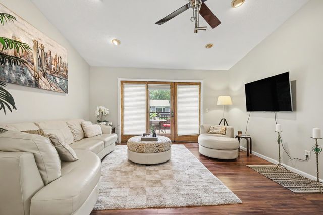 5866 Penny Farm Drive SE, Kentwood, MI 49508