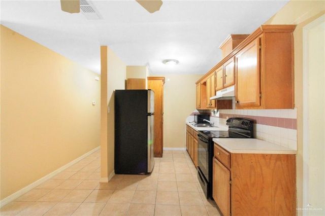 1113 S Vermont Avenue, Mercedes, TX 78503