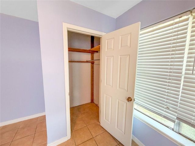 1113 S Vermont Avenue, Mercedes, TX 78503