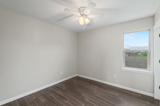 2637 E Mason Ridge, Derby, KS 67037