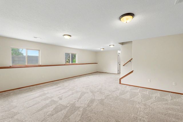 2637 E Mason Ridge, Derby, KS 67037