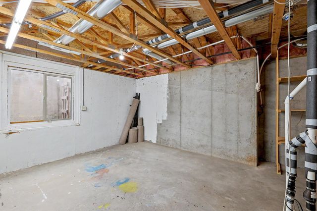2637 E Mason Ridge, Derby, KS 67037