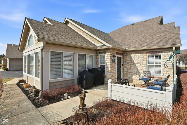 2148 Heather Glen Way, Franklin, IN 46131