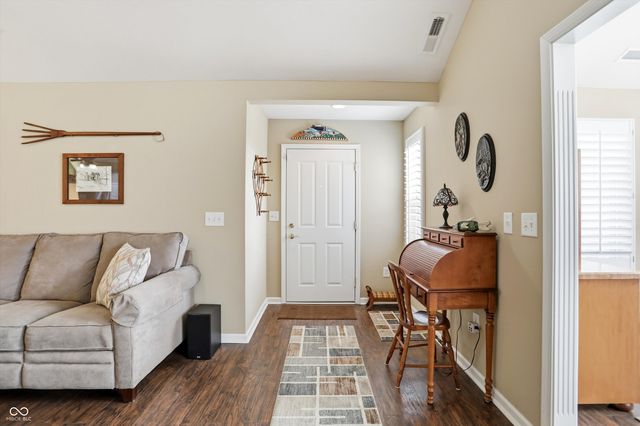 2148 Heather Glen Way, Franklin, IN 46131