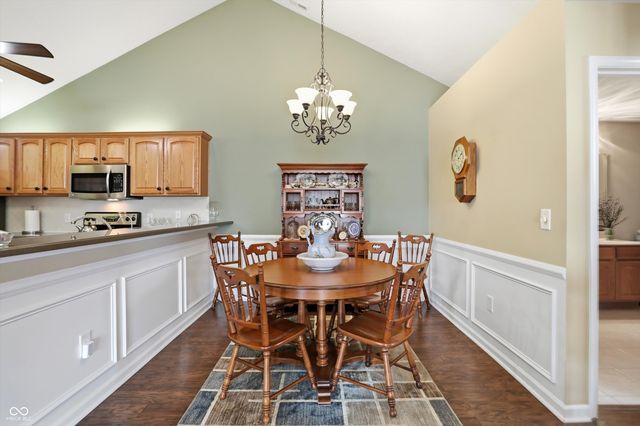 2148 Heather Glen Way, Franklin, IN 46131