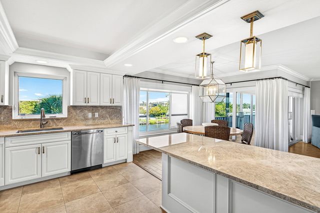 86 Macfarlane Drive 4d, Delray Beach, FL 33483