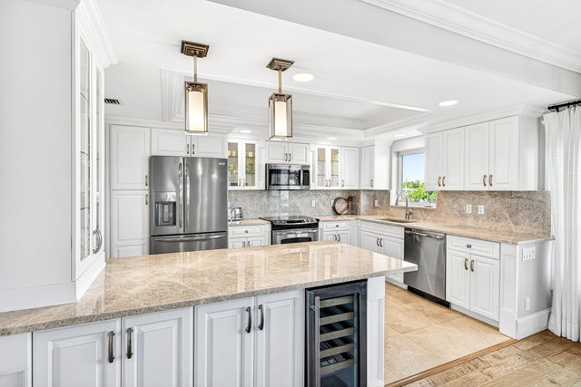 86 Macfarlane Drive 4d, Delray Beach, FL 33483