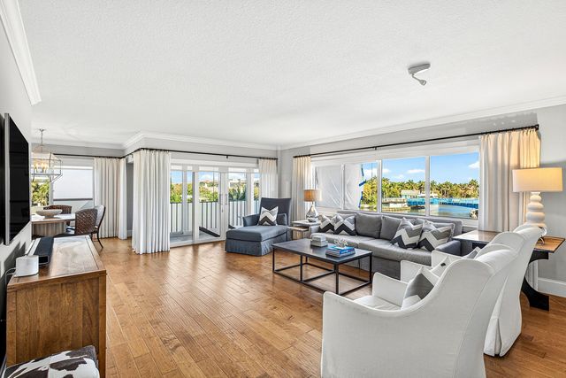 86 Macfarlane Drive 4d, Delray Beach, FL 33483