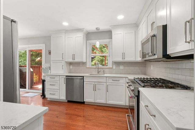 16 Ronald Ave, Rockaway Twp., NJ 07866