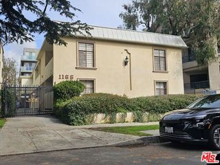 1166 Amherst Avenue 5, Los Angeles, CA 90049