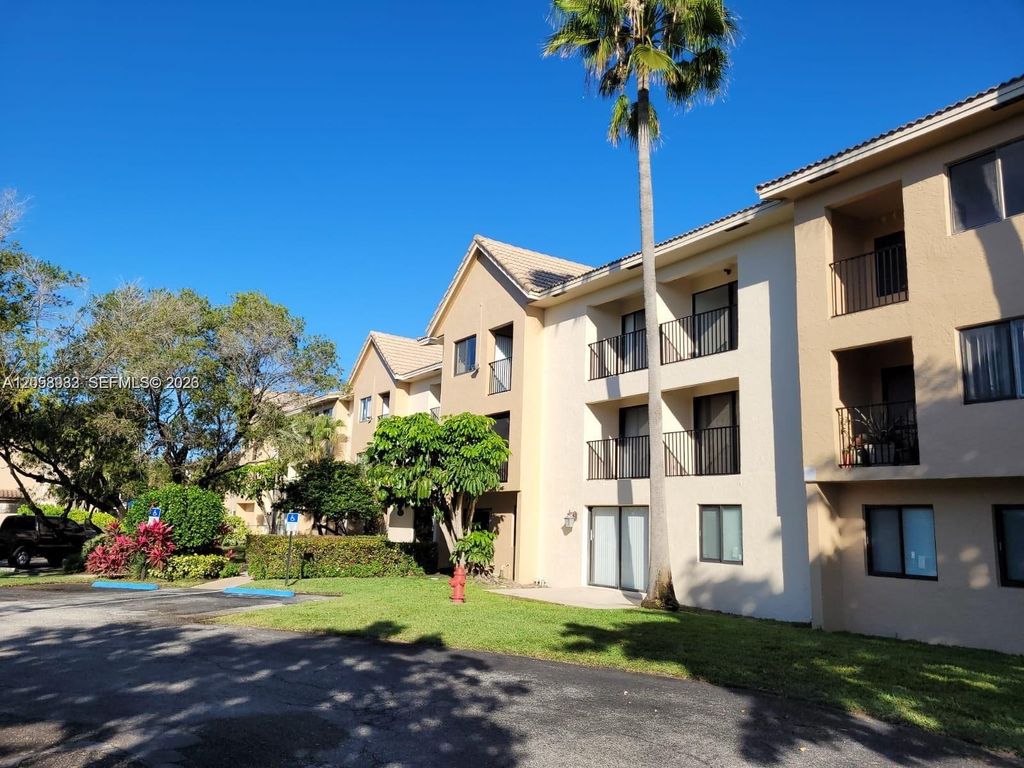 10001 W Atlantic Boulevard 324, Coral Springs, FL 33071
