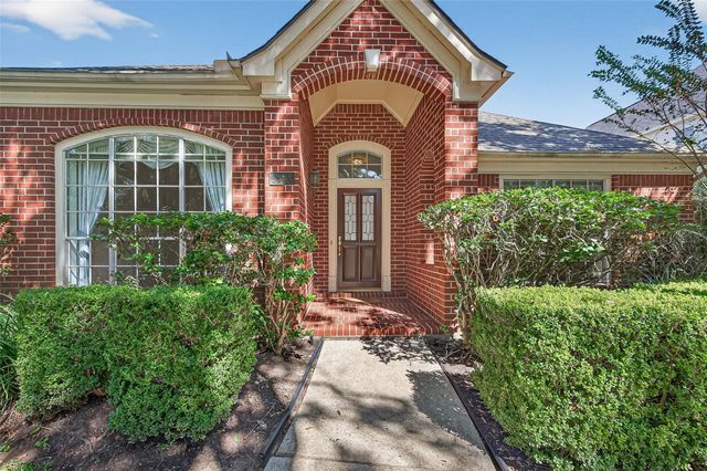 5323 Avondale Drive, Sugar Land, TX 77479