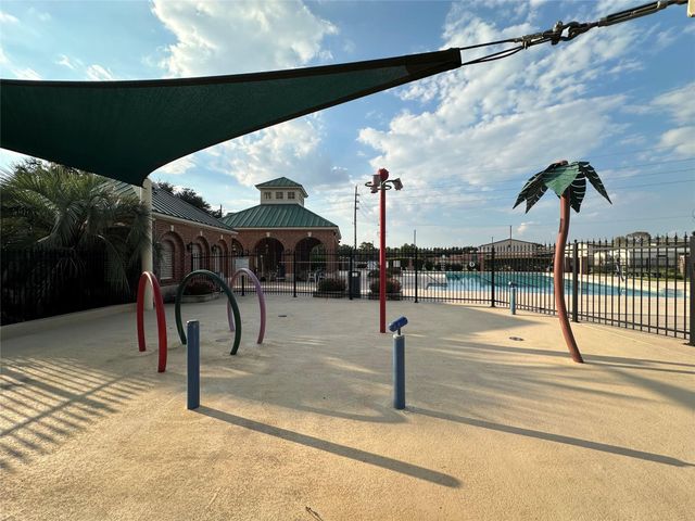 5323 Avondale Drive, Sugar Land, TX 77479