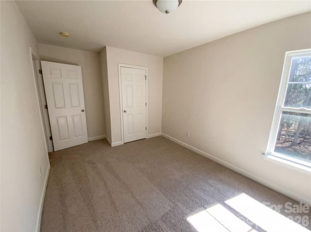 5024 Stone Park Drive, Charlotte, NC 28269