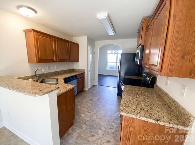 5024 Stone Park Drive, Charlotte, NC 28269