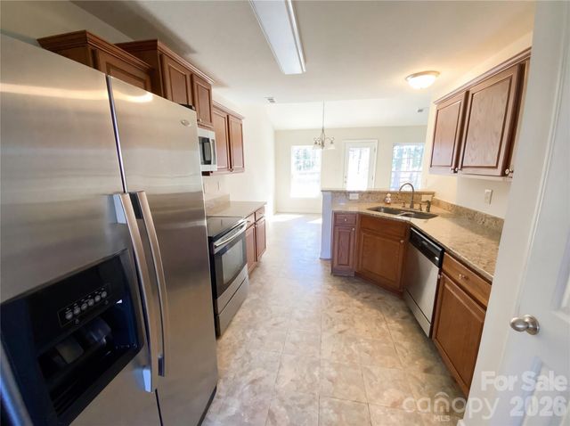 5024 Stone Park Drive, Charlotte, NC 28269