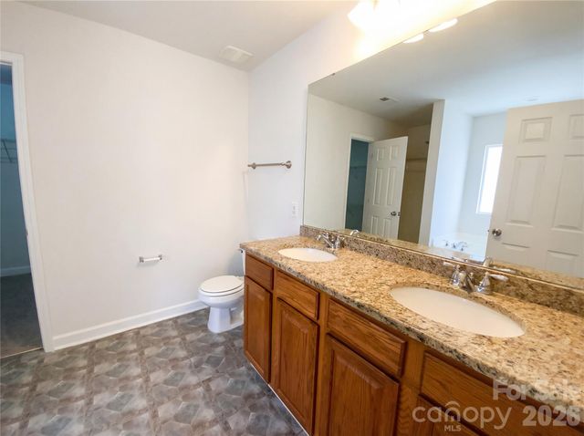 5024 Stone Park Drive, Charlotte, NC 28269